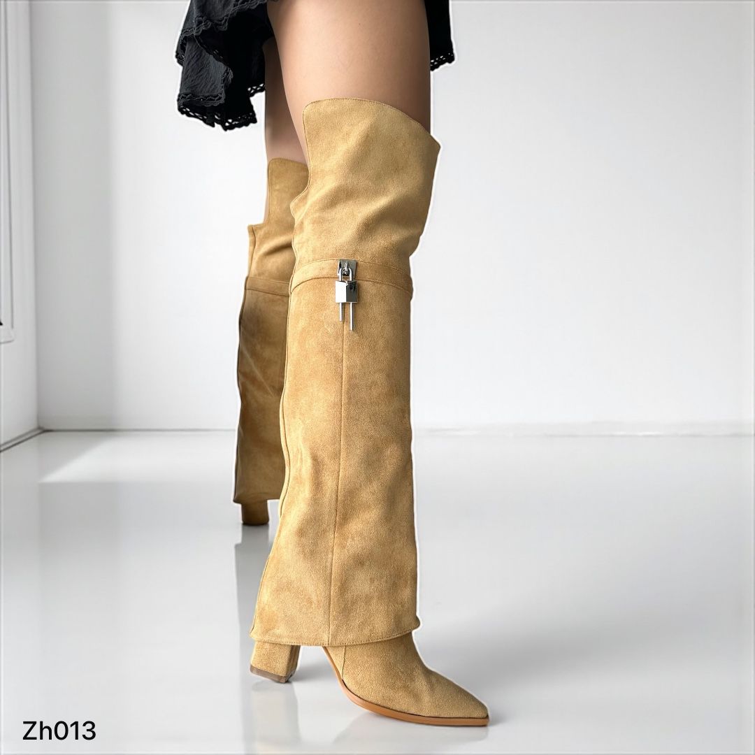 Bota caña alta beige doblez detalle plateado tacon 8cm HX3076-B9422